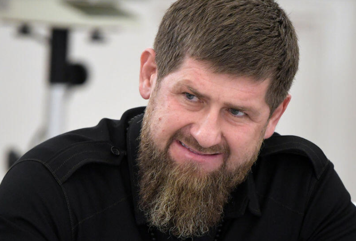 Kadırov bu ölkəni ələ saldı, generala tapşırıq verdi: Ora iki yaralı döyüşçü göndər