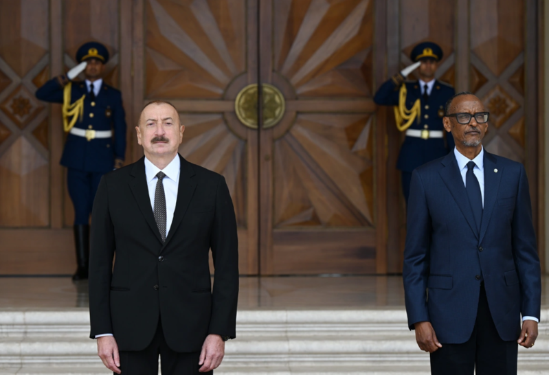 Ruanda prezidentinin rəsmi qarşılanma mərasimi olub