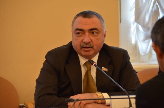 "Azərsu" rəhbərliyindən xahiş etdim, həll olunmadı" - Rüfət Quliyev