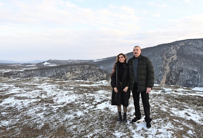 İlham Əliyev ailəsi ilə Şuşada - FOTOLAR