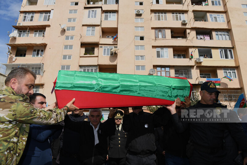 Daşaltıda 31 il sonra meyitinin qalıqları tapılan şəhidlə vida mərasimi başa çatıb - YENİLƏNİB - FOTO