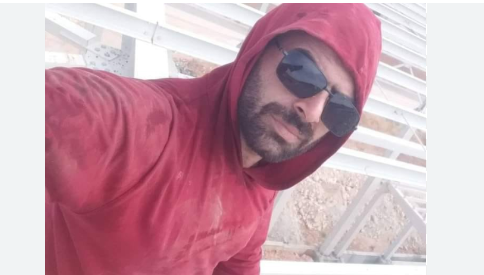 14 yaşlı qız narkoman atasını yatarkən bıçaqlayaraq öldürdü - Səbəbi araşdırılır