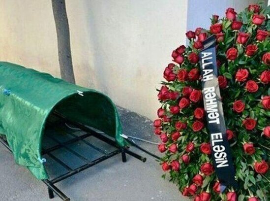 Dəfn mərasimi, yoxsa şou? - Qıcıq doğuran yeni "adətlər"