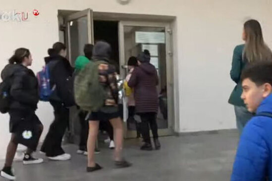 Qidadan zəhərlənən şagirdlər evə buraxıldı