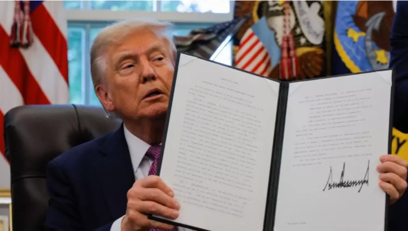 Tramp restoranda etirazla üzləşdi - FOTO