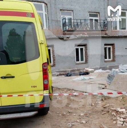 "Lukoil"un vitse-prezidenti intihar edib - FOTO