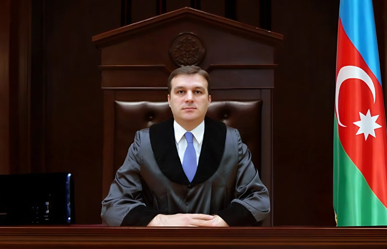 Qalmaqallı hakim məhkəmə sistemindən QOVULDU