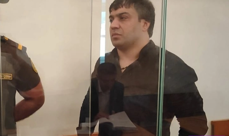 Bakıda kişi tanışını salam vermədiyi üçün öldürmək istədi