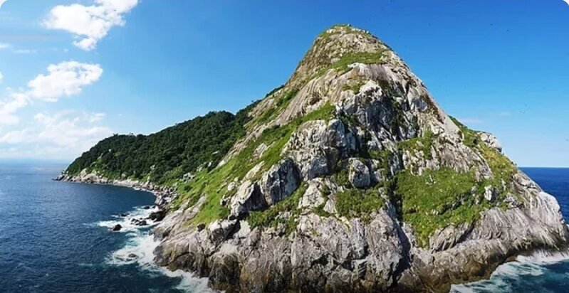 Heç kimin getmədiyi QORXUNC ADA