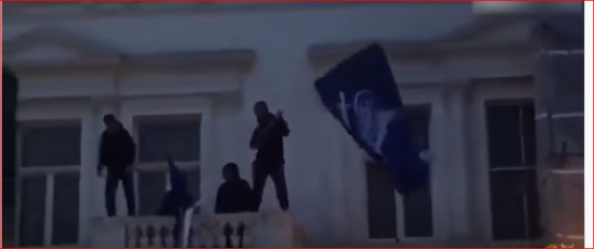 Eyni radikal dindar qrup İran səfirliyinə də hücum edibmiş- VİDEO