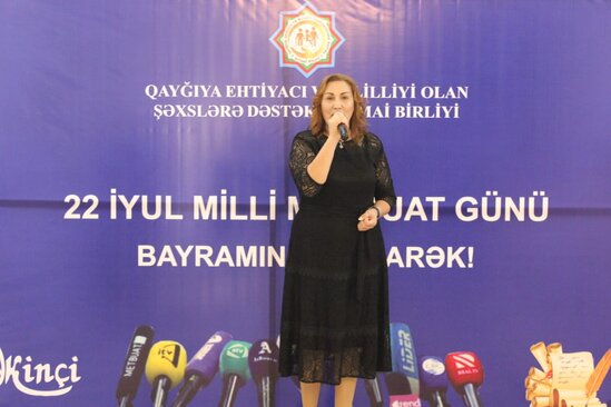 Qayğıya ehtiyacı və Əlilliyi olan Şəxslərə Dəstək İctimai Birliyi bir qrup jurnalistləri mükafatlandırıb