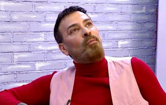 "Ad günümə 1 kilo meyvə alıb"