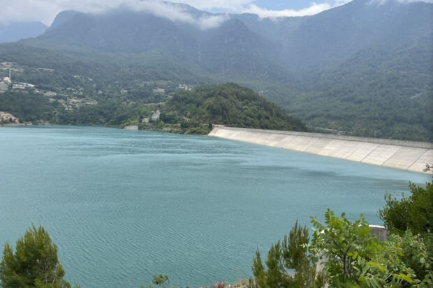 Azərbaycan Dövlət Su Ehtiyatları Agentliyinin əməkdaşları Sərsəng su anbarına nəzarət edir