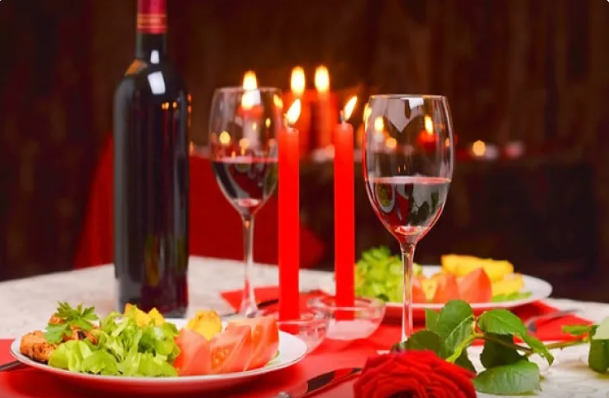 Sevgililər spirtli içkidən zəhərlənib öldü