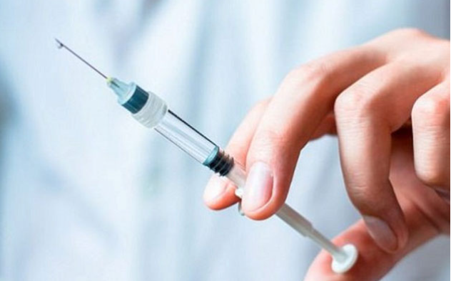 Sınaq üçün antibiotik vurduğu kişi öldü