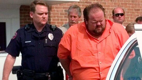 Məhkumun qolunda "ölüm iynəsi" üçün damar tapılmadı, edam ləğv edildi - FOTO