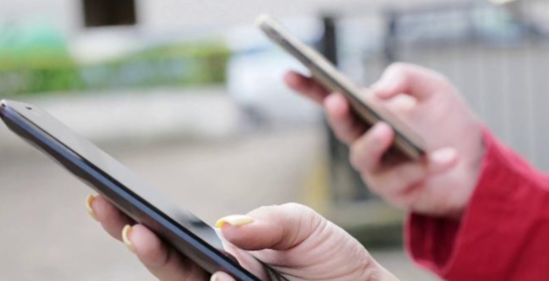 Telefon alarkən DİQQƏTLİ OLUN: Bəzi işbazlar yeni fırıldağa əl atıb - VİDEO