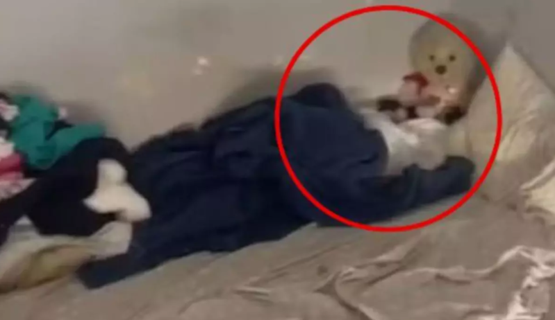 6 yaşlı qız uşağı doğulduqdan bəri otaqda kilidli saxlanılıb