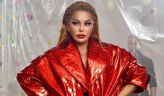 Aygün Kazımova dəbdəbəli ad günü edir - VİDEO