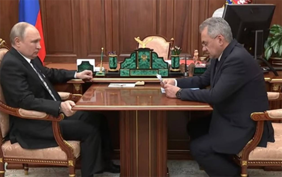 İnfarkt keçirtdiyi deyilən Şoyqu ortaya çıxdı - VİDEO