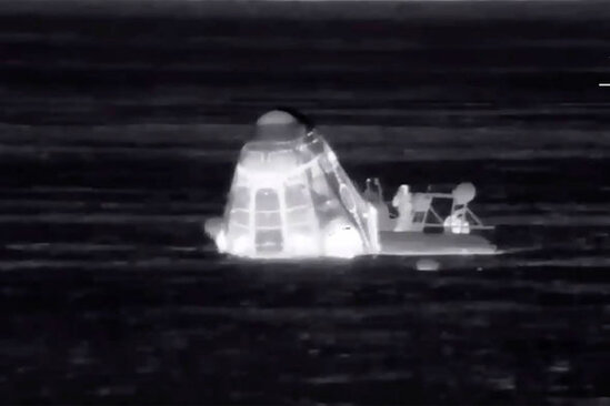 Altı aylıq missiyanı başa vuran astronavtlar Yerə qayıtdı - FOTO