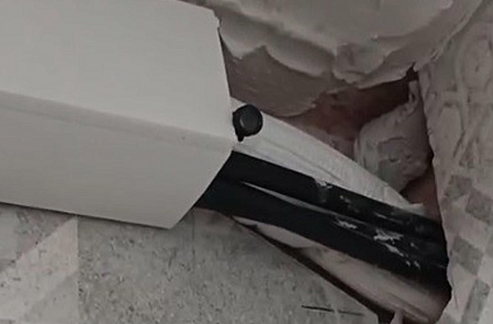 Qadın duşda gizli kamera aşkarladı: idman salonunda araşdırma başladı