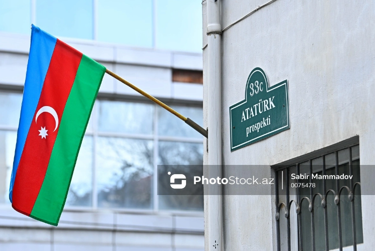 Azərbaycanda "sükut günü" başladı