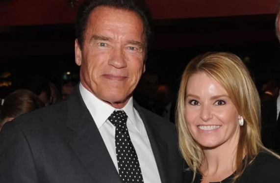 Arnold Şvartsenegger sevgilisini 10 ildən artıq gizlədib