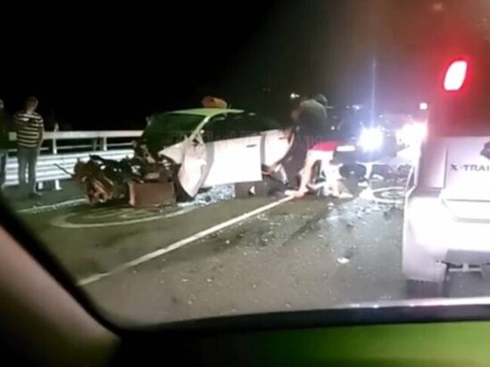 Tanınmış aparıcı avtomobil qəzasına düşdü: 1 nəfər öldü - VİDEO