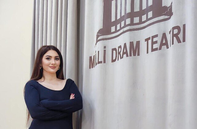 "Teatrın durumu Allahın ümidinə qalıb" - Xəyalə Rəis