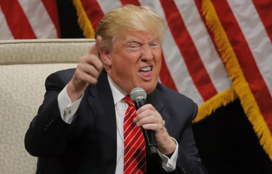 Donald Trampın 10 gülməli FOTOSU - Bu gün ad günüdür