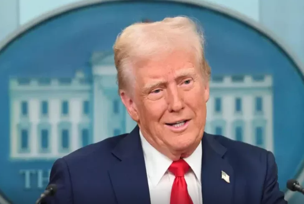 Tramp hansı qlobal institutları "məhv edib?"