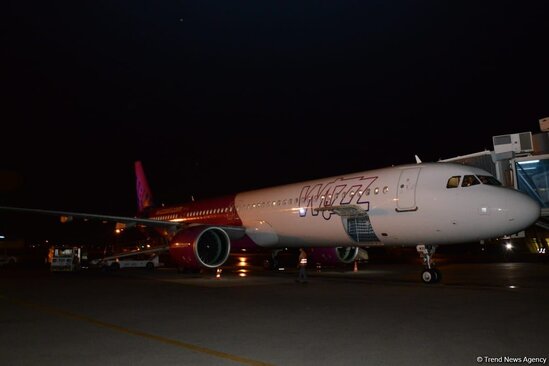 BƏƏ aviaşirkəti Abu Dabidən Bakıya birbaşa uçuşlara başlayır - FOTO