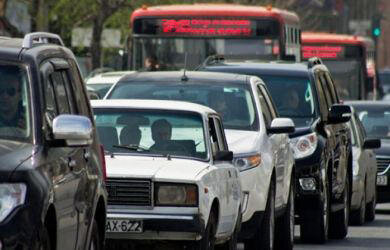 32 müntəzəm marşrut xətti üzrə gecikmələr var