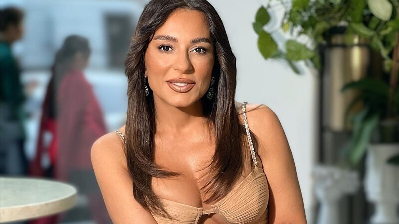 Tanınmış şairdən Tünzaləyə sərt sözlər: "Oxuya bilmir, nə səsi var, nə də abır-həyası"