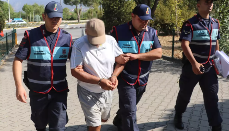 Turistləri gizlicə çəkən şəxs saxlanıldı, telefonundan 7 illik arxiv çıxdı - VİDEO