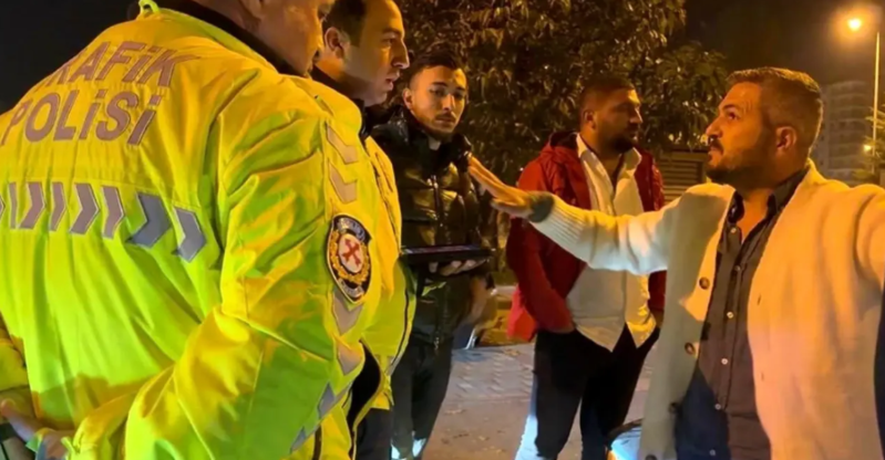 Sərxoş sürücü saxlanıldı: "Sürücülük vəsiqəmi alma, cərimə yaz"