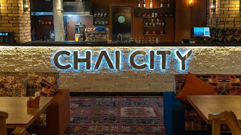 "CHAI CITY"yə görə 710 minlik qalmaqal: Sahibkarın evi və avtomobillərinə "stop" qoyuldu