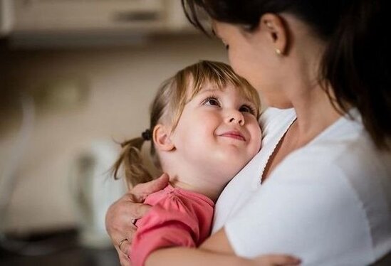 7 uşağın övladlığa verilməsi ləğv edildi