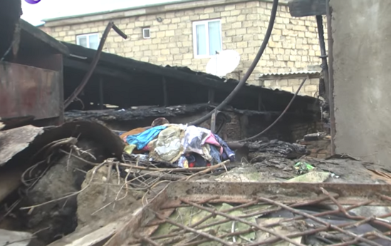 İki uşağın yanaraq öldüyü evdən GÖRÜNTÜLƏR