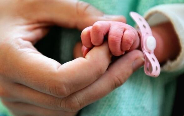 Uşaq dünyaya gətirmək üçün evlilik şərtdirmi ? - AÇIQLAMA