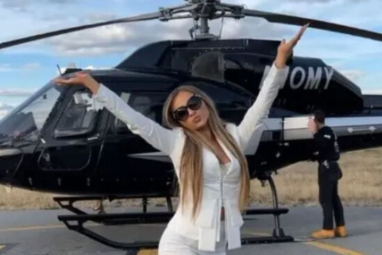 Məktəbli qız biznesə başlayaraq 15 yaşında milyonçu oldu