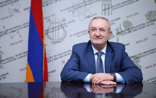 Ermənistanda nazir istefa verdi