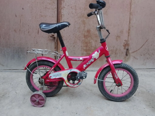 Atanın aldığı velosiped qızının ölümünə səbəb oldu