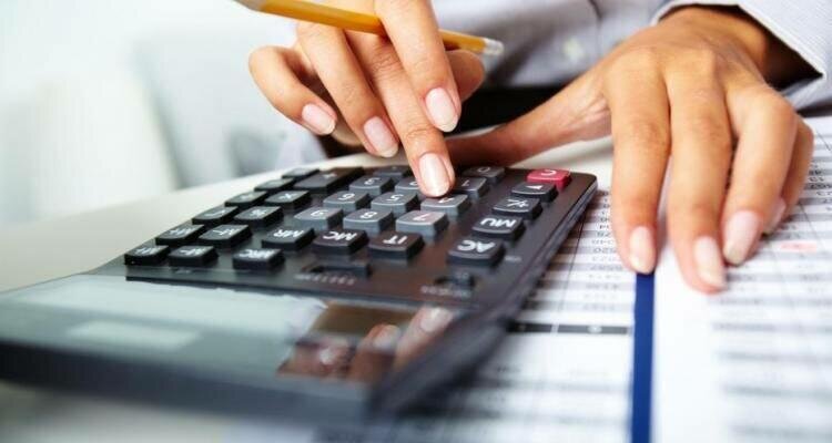 Varlılardan yığılan vergi ilə büdcə artdı - Deputatlar başqa yollar axtarır