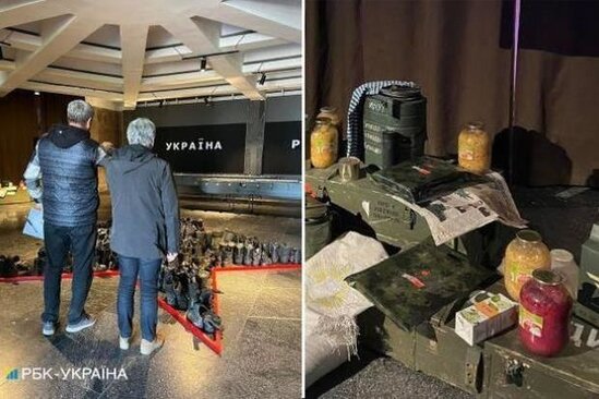 Məxfi xəritə, "zirehli" notbuk və kələm şorbası: Ukraynada müharibə sərgisi açılıb - FOTO
