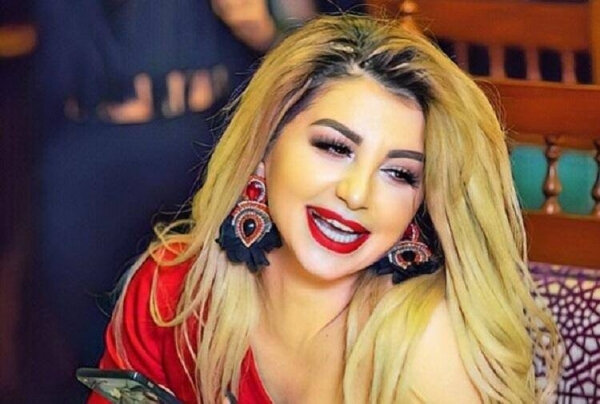 Azərbaycanlı xanım müğənni ona sataşan QAYINANASINI DÖYDÜ - VİDEO