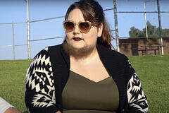 Qadın saqqal saxlayır