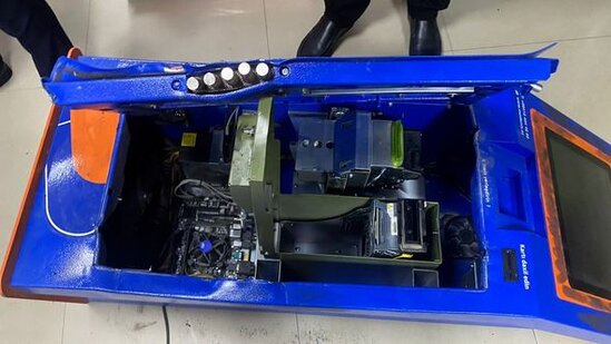 Azərbaycanda 25-ə yaxın ödəmə terminalını talayan şəxs tutulub - FOTO/VİDEO