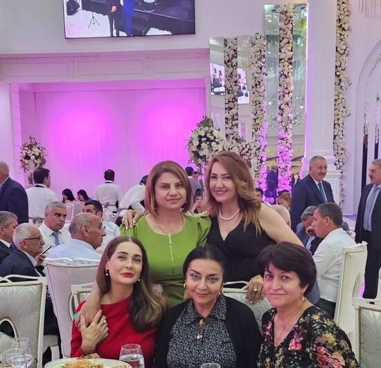 Xalq artisti qızına toy etdi - FOTO